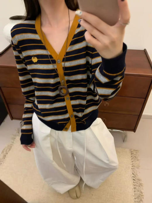 南瓜刺绣开衫 商品图3