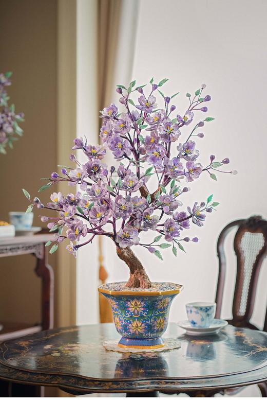 【已售】独角鹿西洋古董 20世纪中国创汇时期出品宝相花纹景泰蓝盆装饰「碧桃花开」珍宝像生盆景一对 商品图1