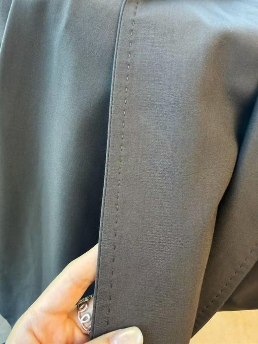 烟灰色薄丝毛精纺长风衣 商品图8