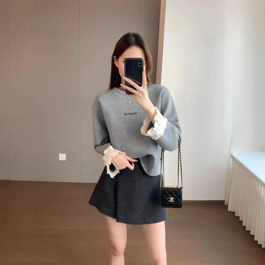 法式宫廷！2025拼接衬衫百褶袖小字母印花宽松版型圆领落肩卫衣！ 商品图0