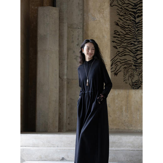 牧衣游原创 手工刺绣棉质连衣裙女柔软舒适随性显瘦宽松长裙 江南 商品图2