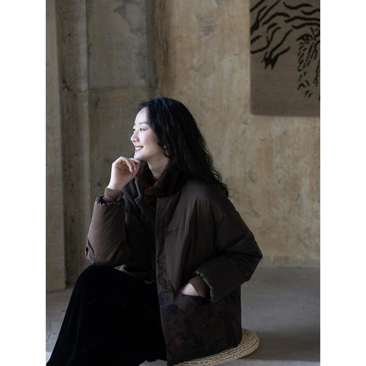 牧衣游原创 香云纱拼接95红嘴雁绒羽绒服女古朴文艺保暖外套 苍沐 商品图1