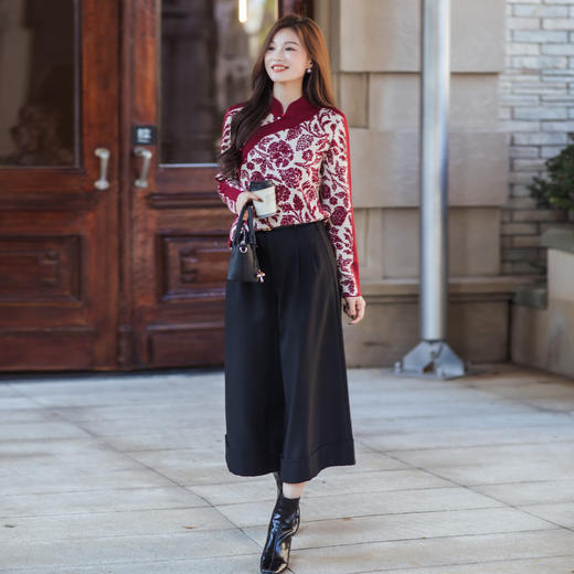 【林栖设计小店】（现货）毛织上衣新中式立领盘扣气质短提花2025秋冬新款毛衣女T1954174 商品图1