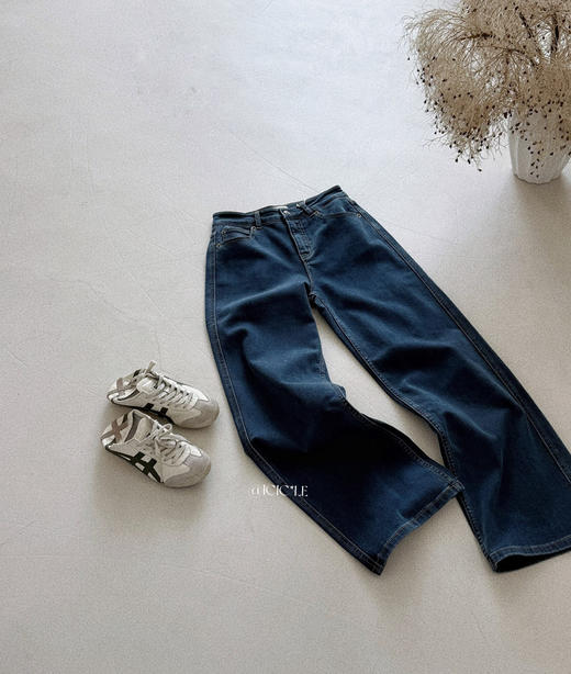 ic小禾经典款升级火山岩磨毛加绒牛仔裤 商品图6