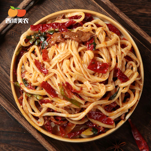 西域美农 新疆冰鲜手工拉条子 地道新疆味，还原线下风味煮熟后麦香扑鼻，面条劲道弹牙不塞牙 220g*10 商品图8