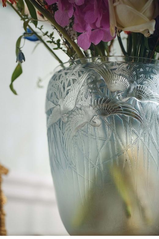 独角鹿西洋古董 1926年法国水晶工坊莱俪LALIQUE设计出品「AIGRETTES 白鹭」主题灰蓝色欧泊水晶花瓶 商品图2