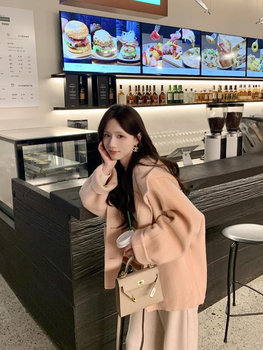 现货 粉色M/L码【冬日恋曲】设计师高定戴帽双面呢秋冬保暖显瘦骆驼绒大衣 商品图0