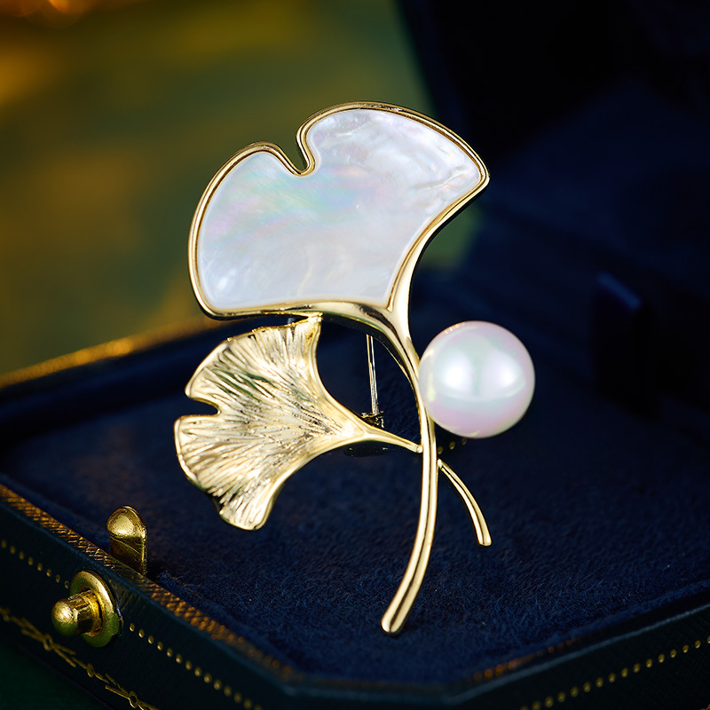 银杏叶珍珠天然贝壳胸针，高档精致气质优雅胸花别针LY-M-337