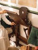 【已售】独角鹿西洋古董 1880年代叙利亚出品伊斯兰风格母贝镶嵌卷叶纹硬木精雕可折叠式双人桌椅套件 商品缩略图3