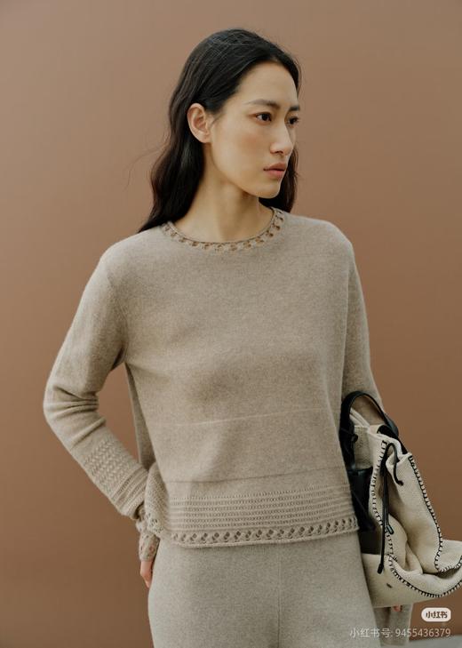 米梭AMORE MISSO女装圆领花边套衫6411A2053 商品图1