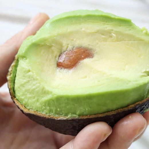 【孟连牛油果】肉质细密绵软，入口即化，醇香味浓 商品图3