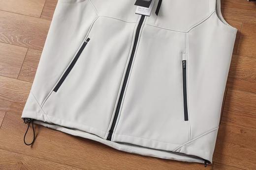 D102026秋季情侣款立领软壳户外休闲防水防风马甲背心 商品图11