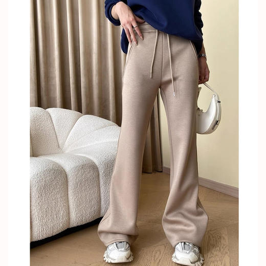 【加绒糯米垂感超模裤】加厚糯米绒 高腰微喇裤型超显瘦 高能保温防风保暖 商品图3