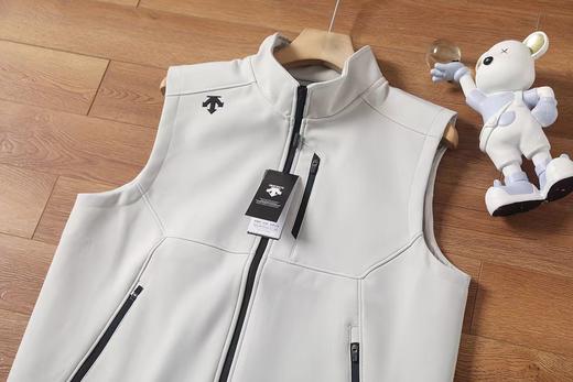 D102026秋季情侣款立领软壳户外休闲防水防风马甲背心 商品图10