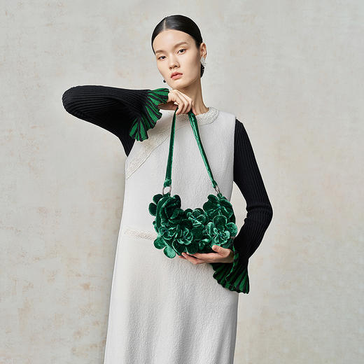 【林栖设计小店】【手工钩花】绵羊毛连衣裙钉珠2025秋冬新款无袖长裙女1954023 商品图1