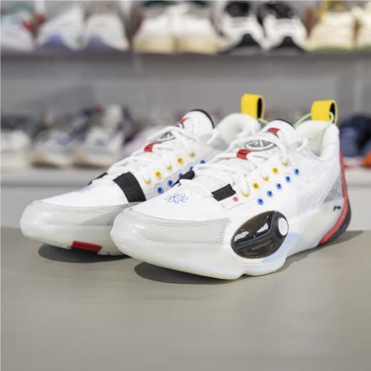 李宁男子春夏2025年款减震回弹篮球鞋ABAV001-1 商品图3