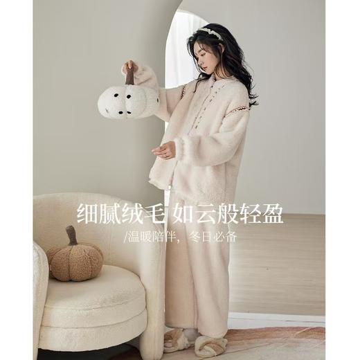 【防静电轻奢暖绒家居服】2025冬季睡衣女珊瑚绒时尚休闲可外穿加厚保暖家居服秋冬款 商品图3