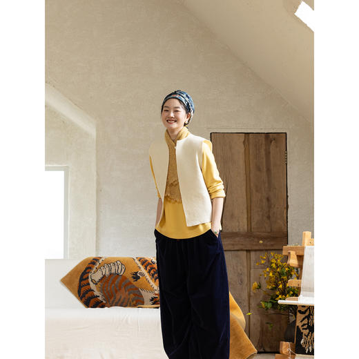 牧衣游原创 净色羊绒毛毡马甲女冬季限量福利款 木木不支持会员折 商品图1