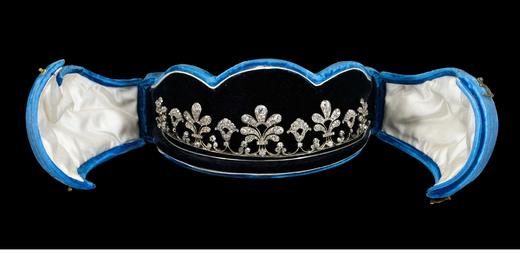 独角鹿西洋古董 1880年代比利时出品自然花卉造型黄金底纯银镶嵌钻石冠冕 商品图1