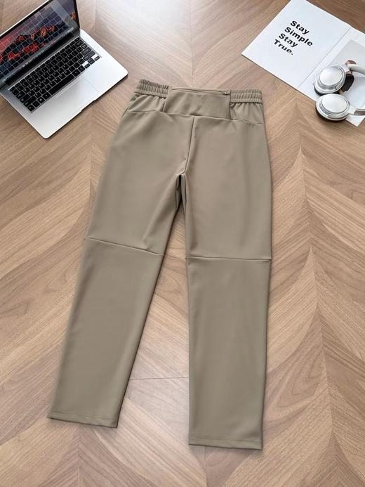 D102066轻盈有型运动通勤休闲立体剪裁微压设计新款长裤 商品图6