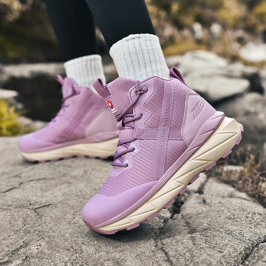 【159秒杀！中高帮！带防伪注册卡】瑞士军工SWISS MILITARY时尚情侣户外徒步登山运动鞋靴 SM8315 商品图8