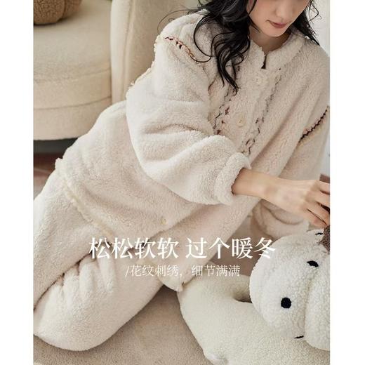 【防静电轻奢暖绒家居服】2025冬季睡衣女珊瑚绒时尚休闲可外穿加厚保暖家居服秋冬款 商品图1