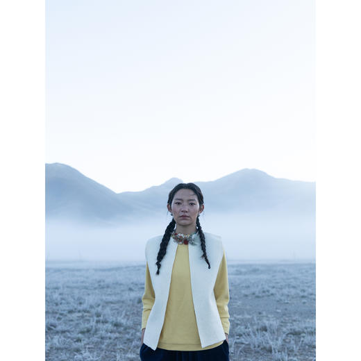 牧衣游原创 净色羊绒毛毡马甲女冬季限量福利款 木木不支持会员折 商品图3