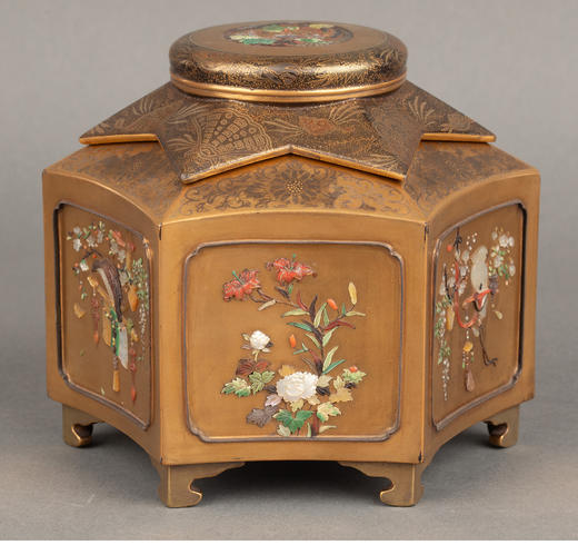 独角鹿西洋古董 1880年代日本明治时期出品富贵花鸟主题芝山镶嵌装饰卷草叶纹金漆莳绘茶叶罐 商品图3