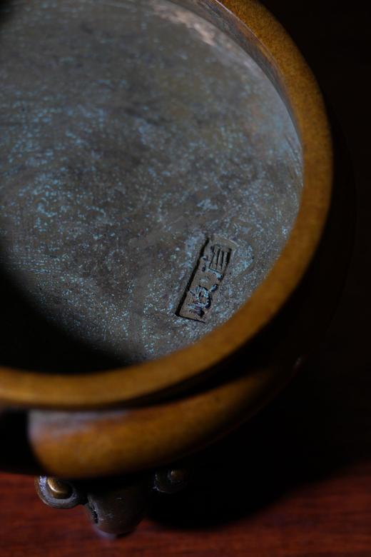 陈巧生制 带座三足扳耳炉 铜炉香炉摆件 商品图5