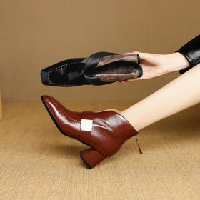 【预售5天】法式及踝靴欧美方头V口短靴，粗跟金属扣加绒时装靴NJMK&K1803