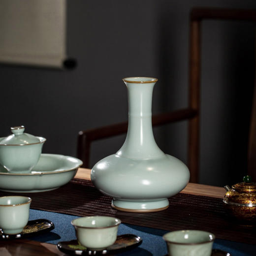 问鼎汝瓷/鼎峰系列/天青辛丑/精工款/弄玉瓶 商品图1