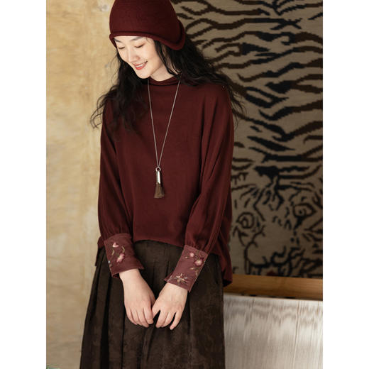 牧衣游原创棉混纺手工刺绣T恤女冬柔软亲肤简约百搭宽松上衣 檐铃 商品图3