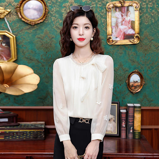 KQL 323H2192立领荷叶边显瘦荷叶袖衬衫减龄法式雪纺衫 商品图3