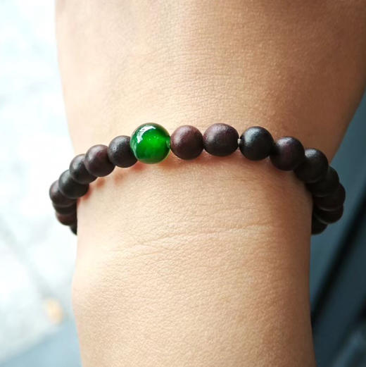 冰玻种浓色翡翠配紫檀手串 商品图0