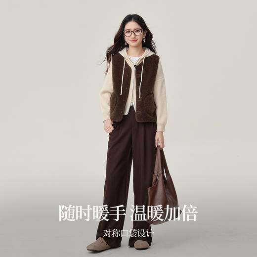 【10/23新品】熙世界「仿生暖绒科技」毛绒绒马甲短外套女冬季无袖外穿背心上衣 商品图2