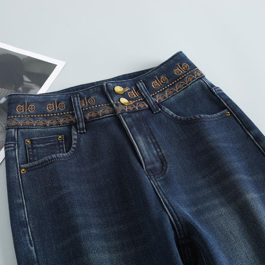 MYX加绒保暖微喇牛仔长裤垂坠感修身显瘦筒喇裤2025年冬款通勤鱼尾裤 商品图3