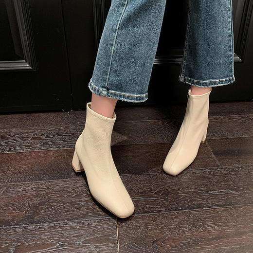 雀说 羊皮简约优雅百搭切尔西靴BSH4071115 商品图2