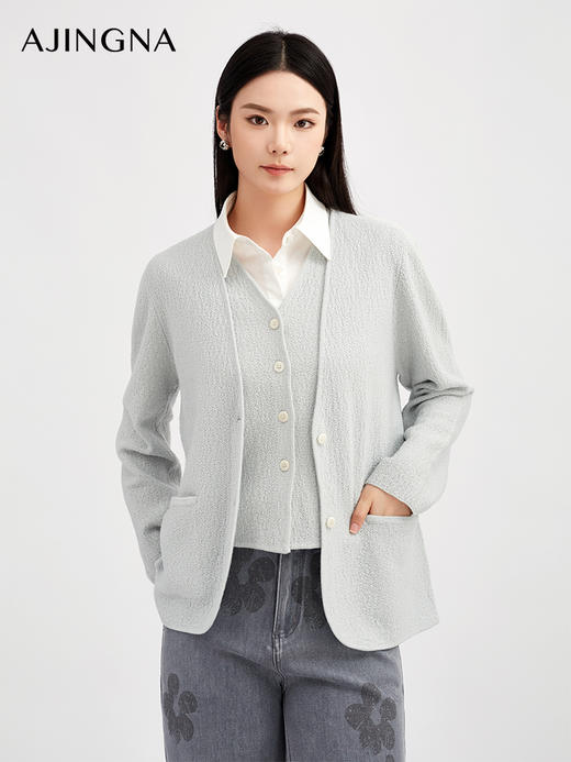 【商场同款】阿菁娜冬季新款亮丝羊毛开衫水绿光感V领外套垂顺肌理面料A30D318023 商品图1