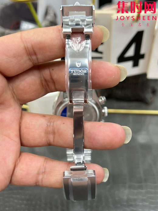 新品 帝舵ZF碧湾计时系列 蒂芙尼蓝 男士腕表 丹东7750机 经典元素与现代创新的精妙平衡，是真正意义上的"帝舵毕业款" 商品图7