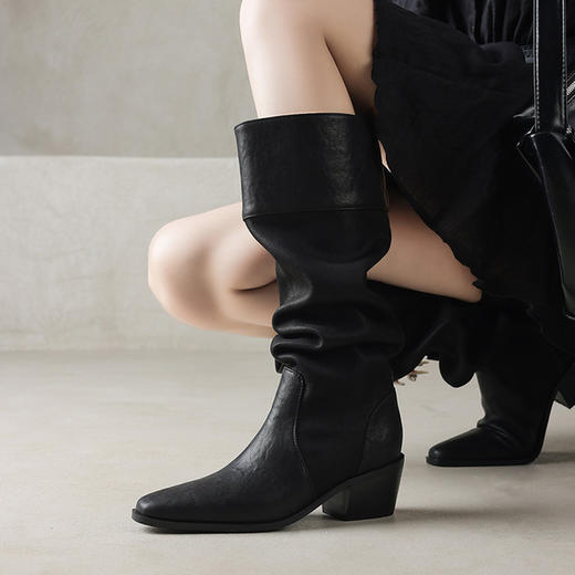 【预售7天】巨显腿瘦~方头褶皱骑士靴女秋冬复古粗中跟长筒靴KYD&KK13240 商品图1