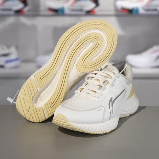 李宁女子防泼水减震回弹运动鞋跑步鞋AGLU244-3 商品图3