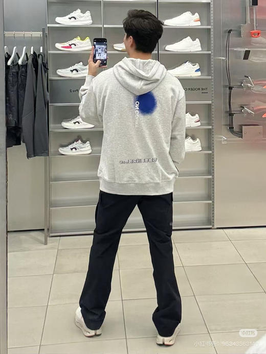 原单正品 On昂跑 Club Hoodie Smash 2025秋冬新品男款Club系列印花帽衫
颜色 浅灰色 黑色 
尺码S M L XL 商品图7