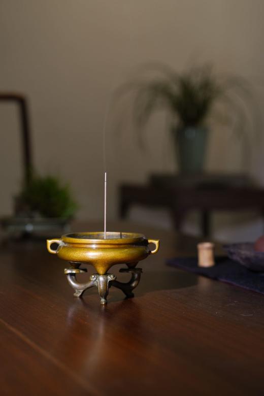 陈巧生制 带座三足扳耳炉 铜炉香炉摆件 商品图1