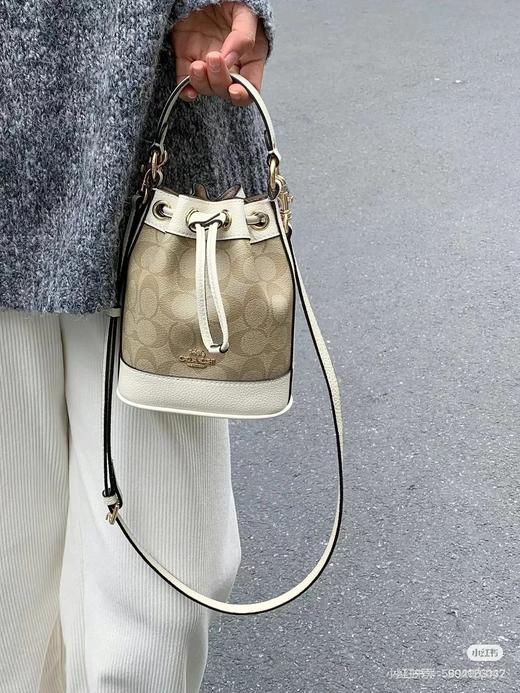 特！蔻驰 COACH 新款mini水桶包 单肩斜挎手提 商品图0