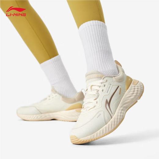 李宁女子防泼水减震回弹运动鞋跑步鞋AGLU244-3 商品图1