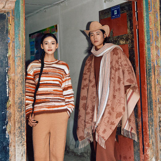 羊绒格桑花双面斗篷  SJF97W385N 商品图6