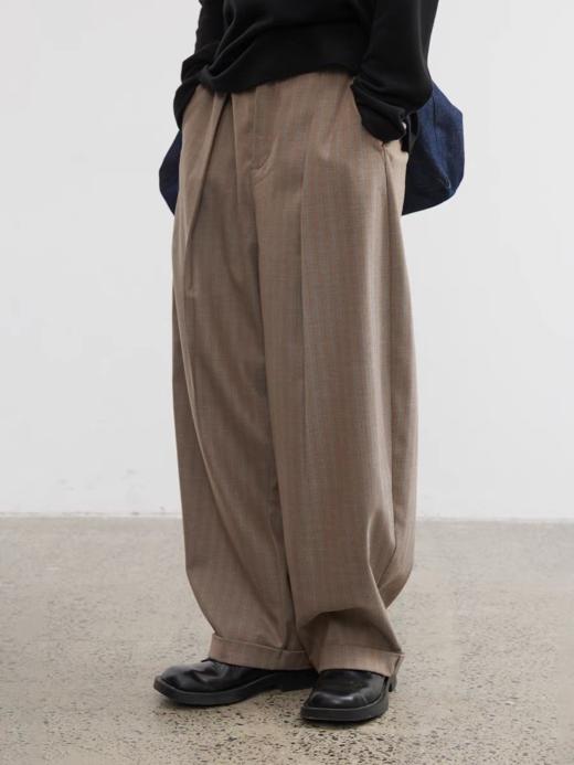 步履不停/5C43164C/暗条纹肌理休闲西裤 商品图4