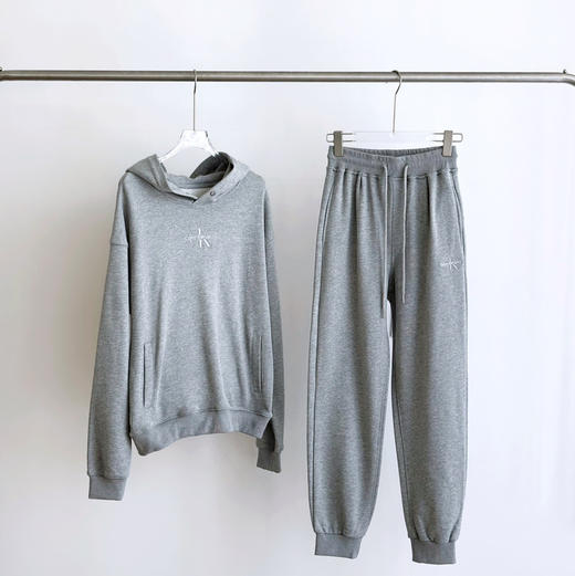 新款Cal*in Klein卫衣卫裤套装 商品图2