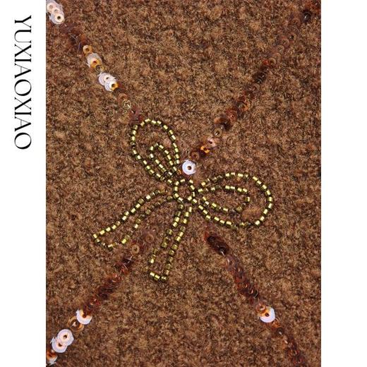 余潇潇【焦糖可露丽】绵羊毛混纺菱格珠片刺绣蝴蝶结连帽毛衣外套 商品图2