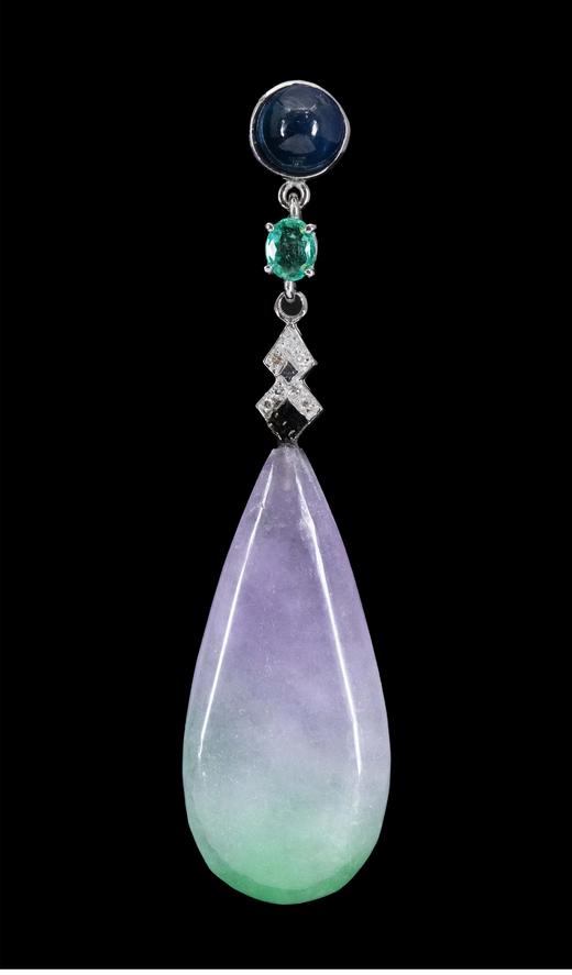 独角鹿西洋古董 1950年代法国出品装饰艺术风格水滴造型铂金镶嵌春带彩翡翠蓝宝石祖母绿钻石及珐琅耳环一对 商品图3